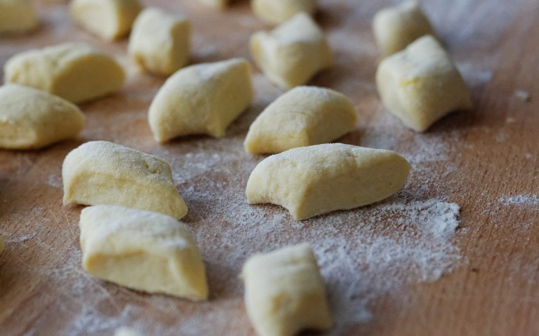 Gnocchi di farina: veloci, gustosi, sani